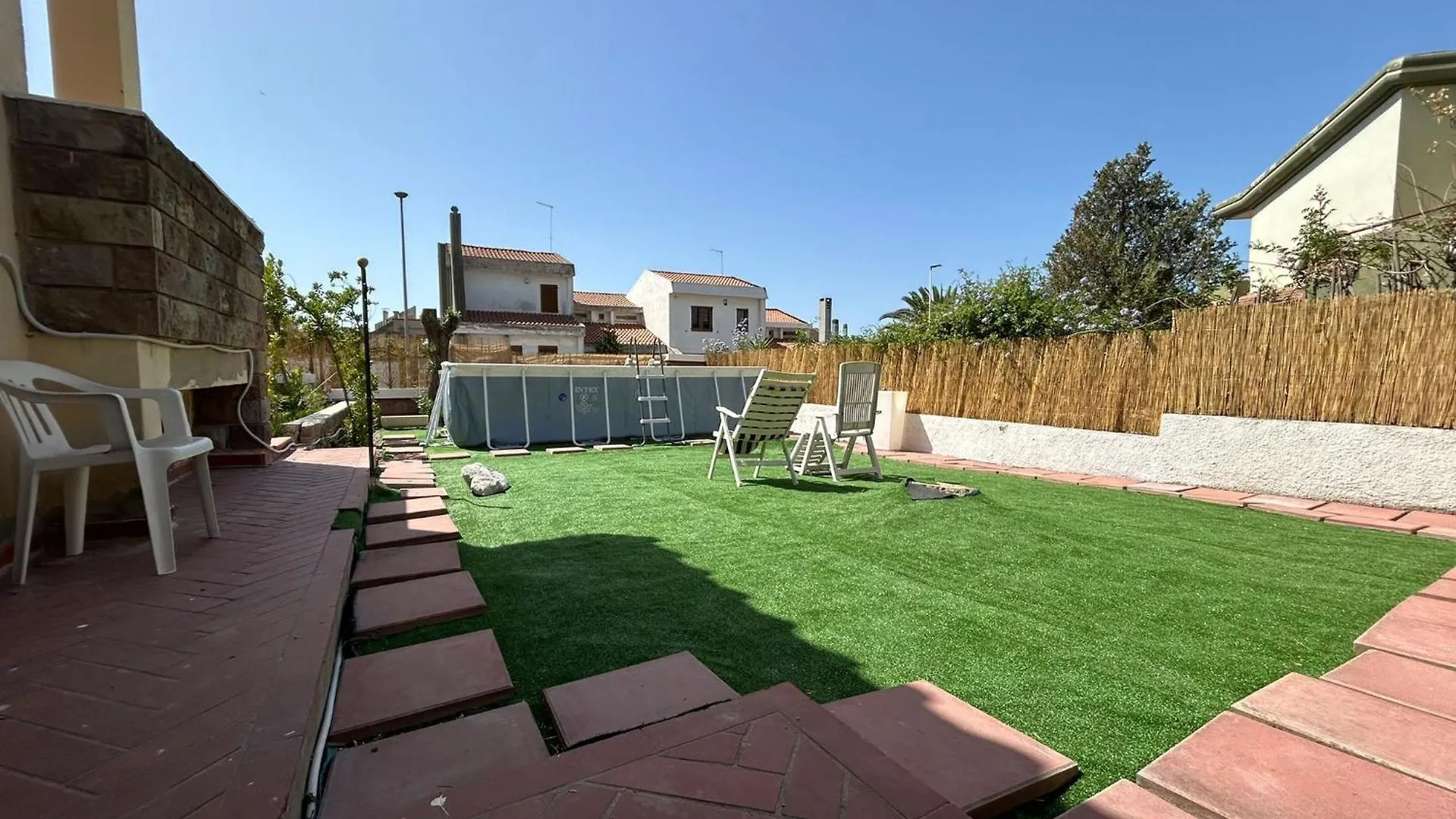 Bed And Breakfast Villa Teis Quartu Sant'Elena Italien